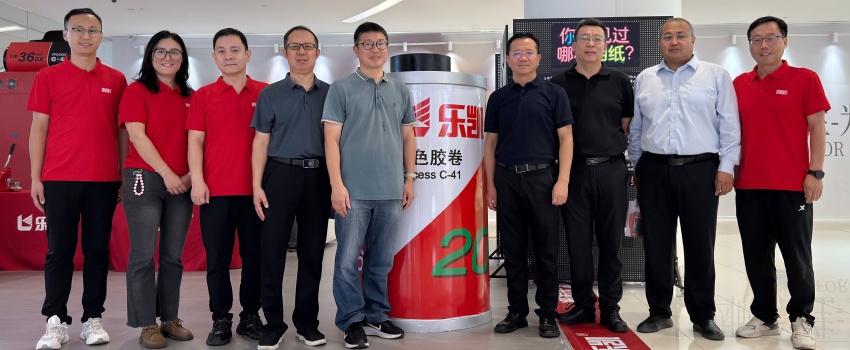 樂凱膠片國慶亮相保定萬博廣場，8天沉浸式體驗點燃市民光影熱情